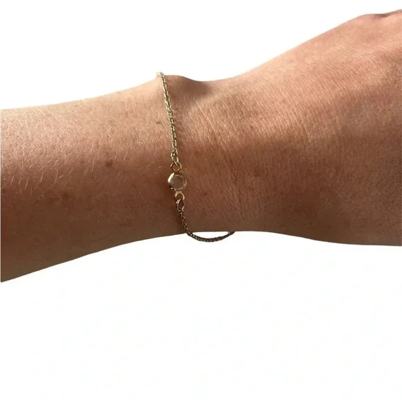 Simple Avon chain - Picture 1 of 3